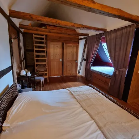 לינה וארוחת בוקר E Wassermuehle Rittergut Friedrichshausen