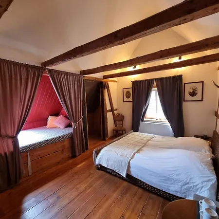 E Wassermuehle Rittergut Friedrichshausen Bed & Breakfast