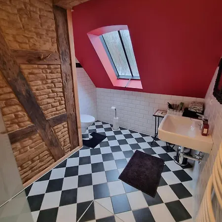 E Wassermuehle Rittergut Friedrichshausen 住宿加早餐酒店 Dassel